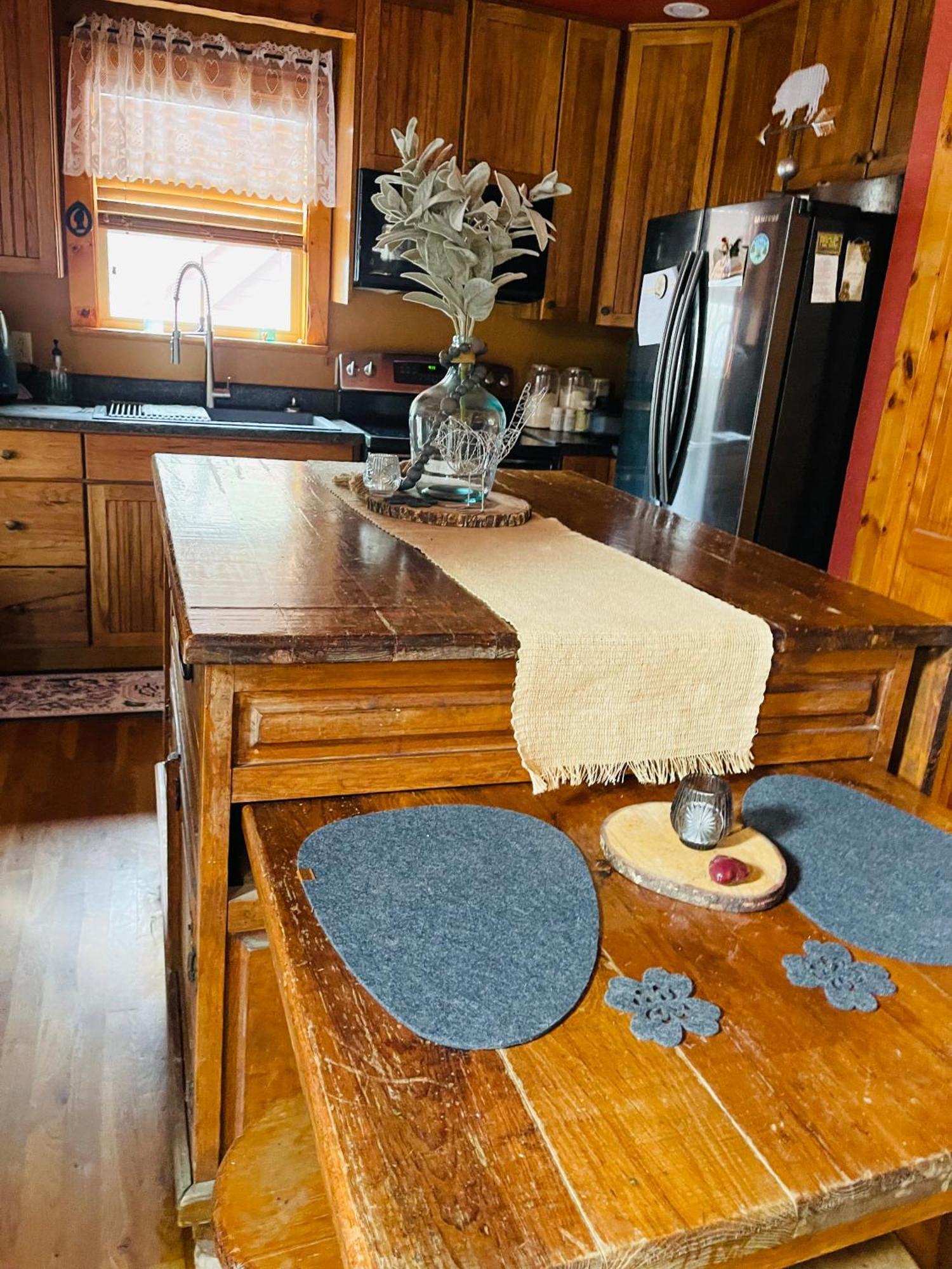Homestead Retreat Newport Ngoại thất bức ảnh